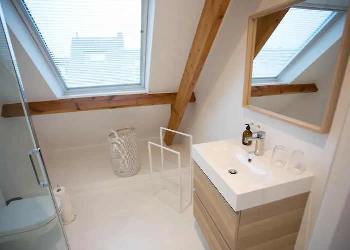 Lovely & Stylish At P36 Gent, Near The Center Апартаменти Гент