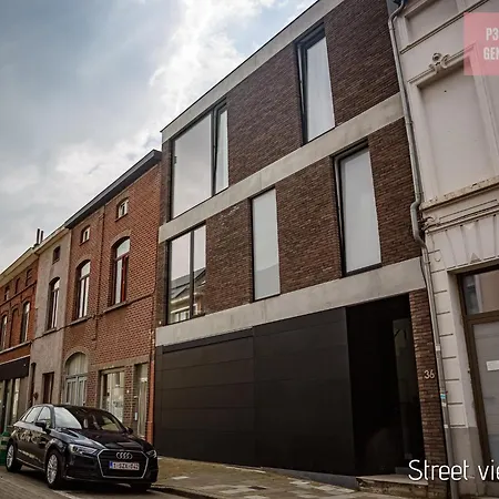 Lovely & Stylish At P36 Gent, Near The Center