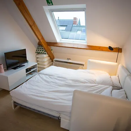 Lovely & Stylish At P36 Gent, Near The Center